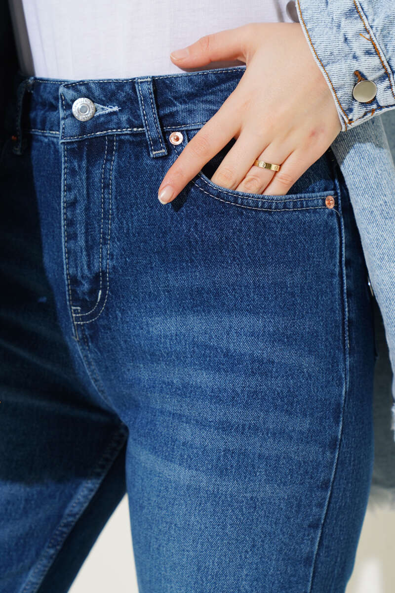Cropped Slim-Leg Jeans with Stones - Blue
