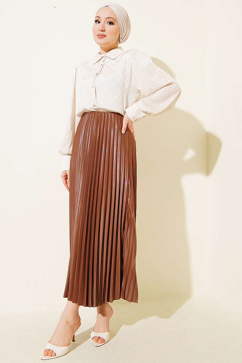 Pleated Faux Leather Skirt - Chestnut