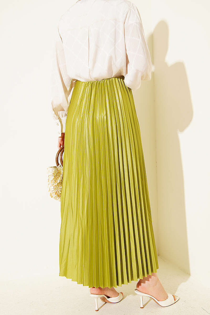 Pleated Faux Leather Skirt - Olive