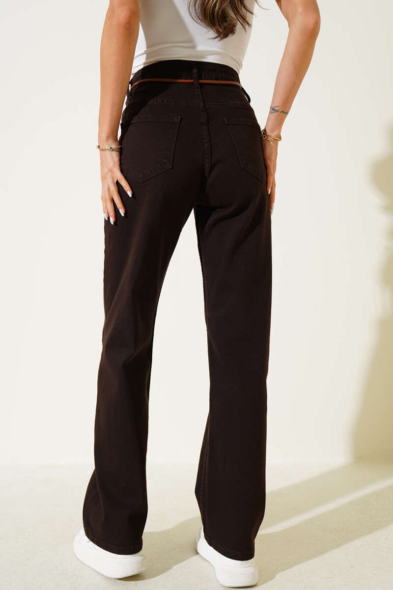 Straight-Leg Jeans with Leather Cord Belt - Brown