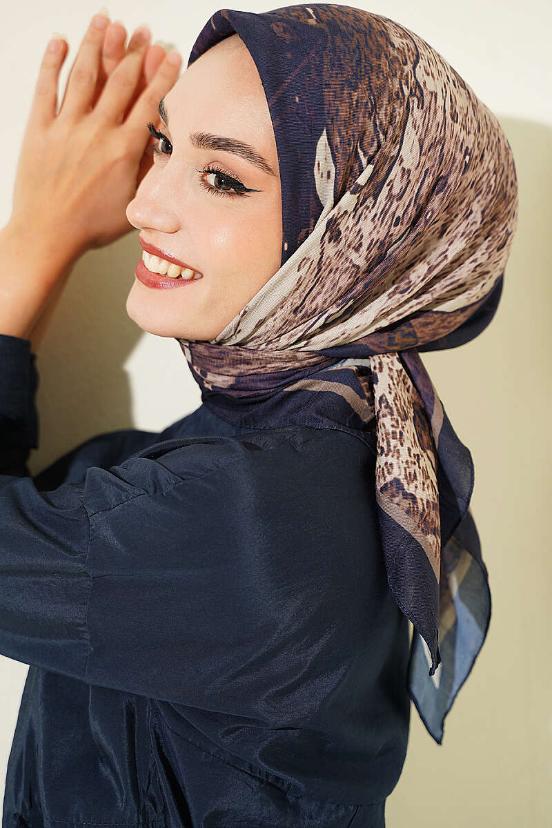 Ayda Patterned Bamboo Crinkle Scarf - Navy
