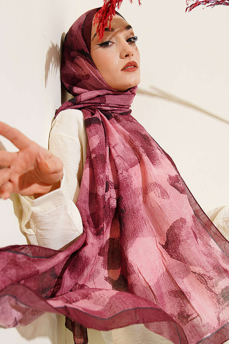 Patterned Bamboo Crinkle Shawl - Burgundy