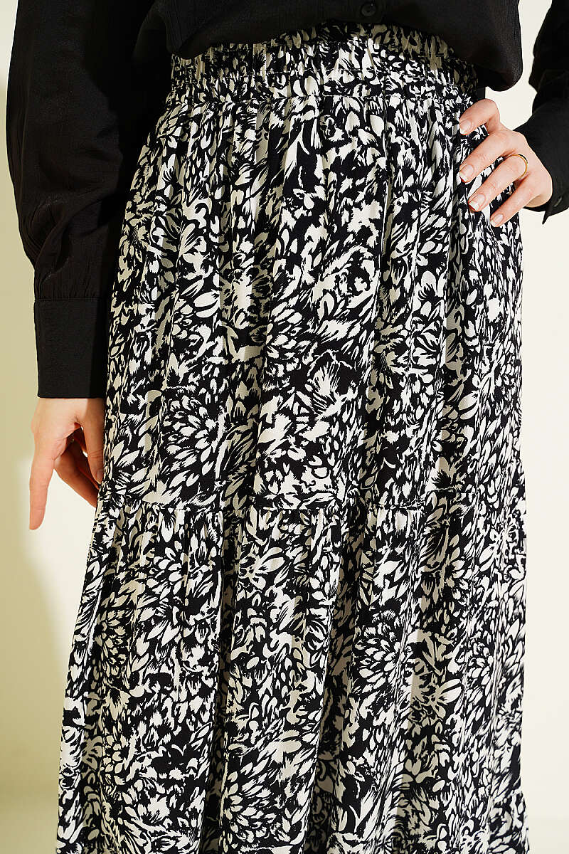 Tiered Patterned Viscose Skirt - Black