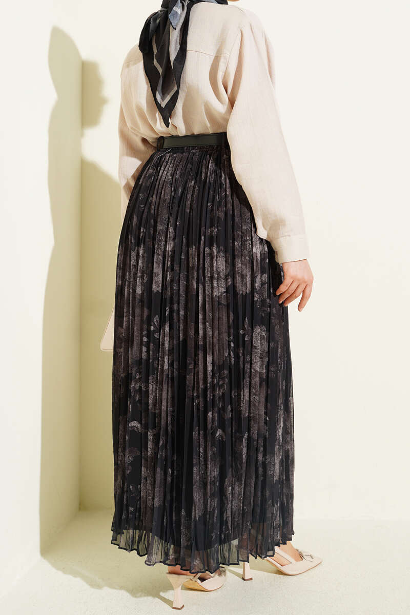 Patterned Fine-Pleat Chiffon Skirt - Black