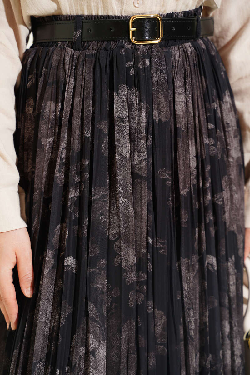 Patterned Fine-Pleat Chiffon Skirt - Black