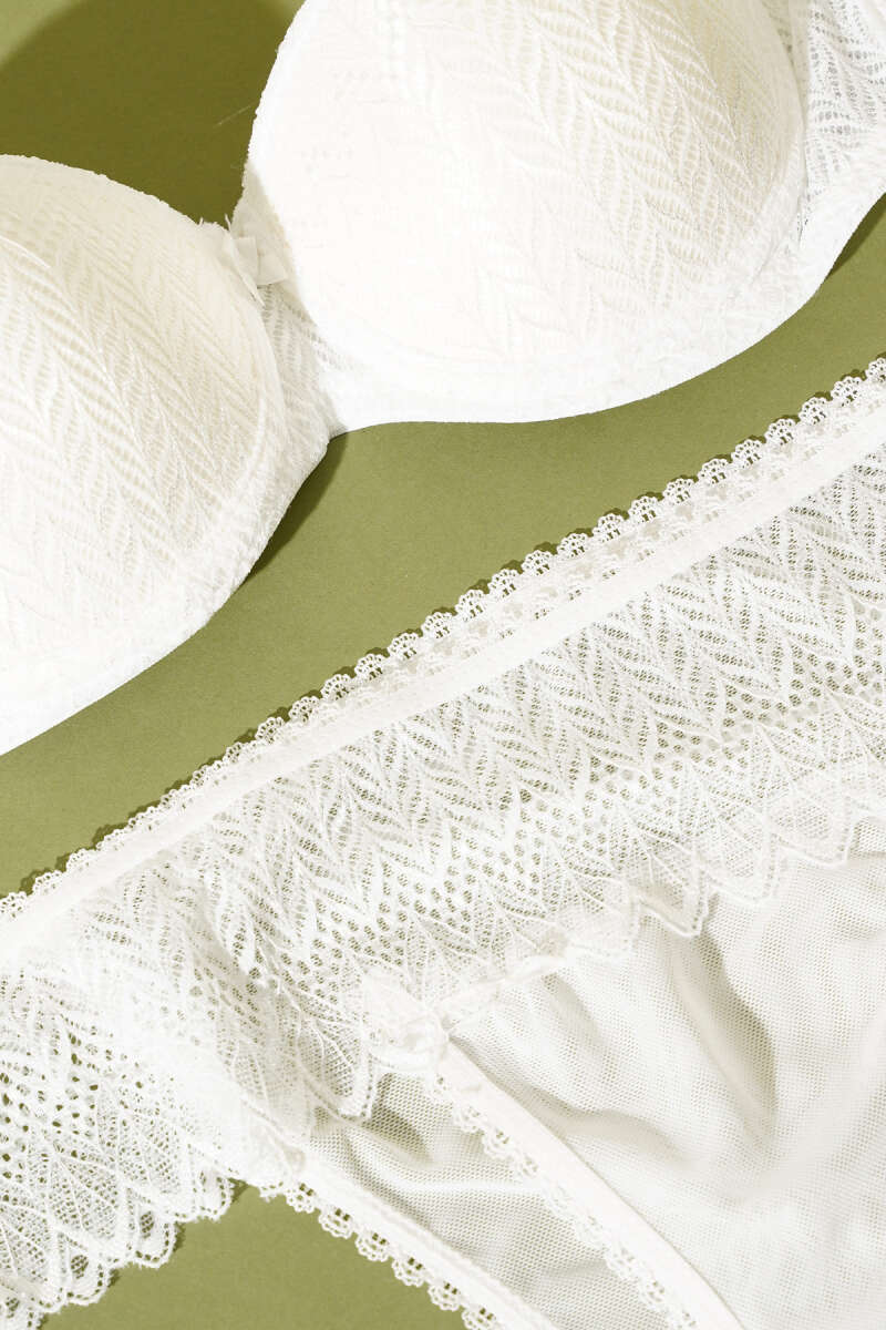 Padded Lace Strapless Bra Set - Ecru