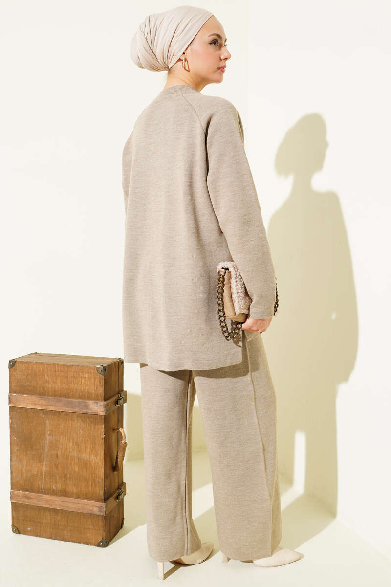 Basic Knit Two-Piece Set with Stitch Detail - Mink