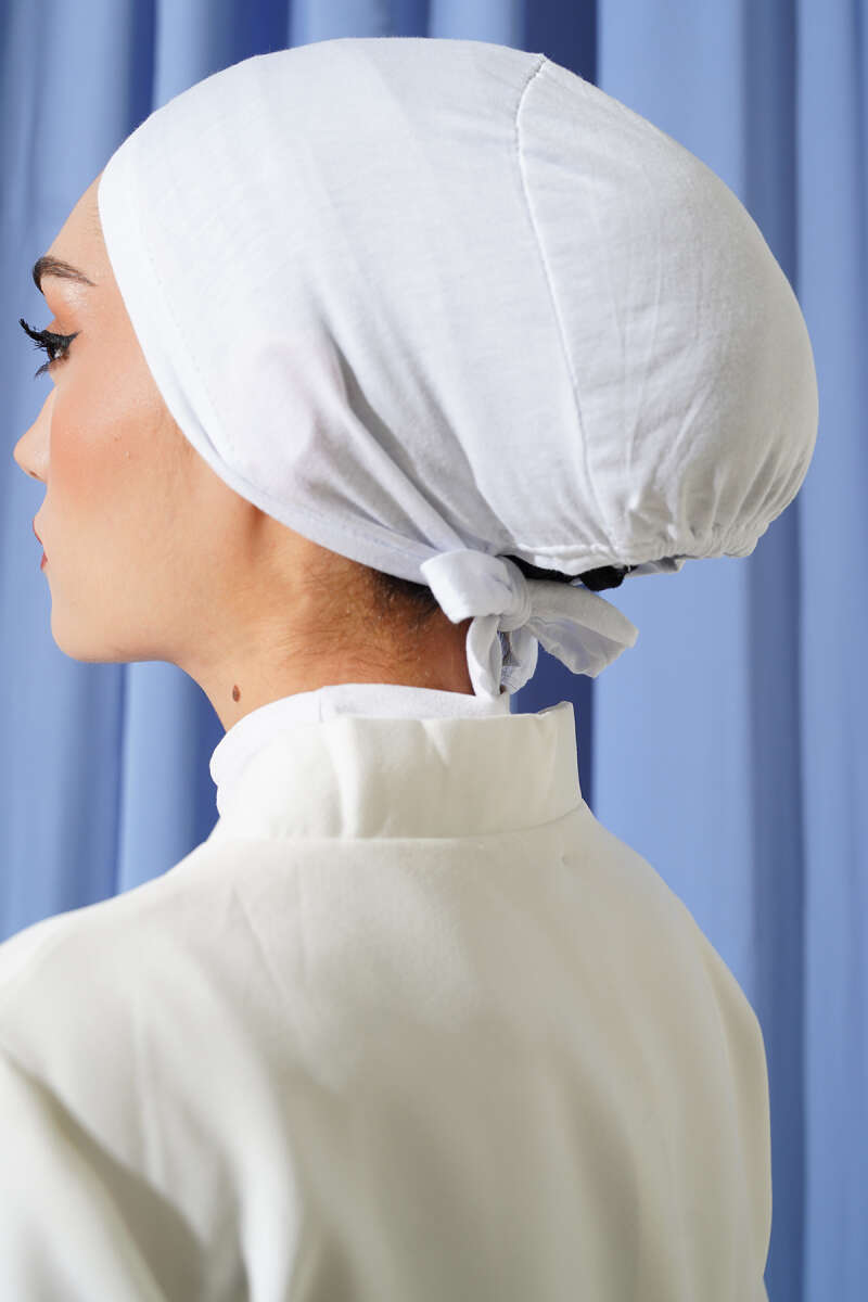 Basic Stitched Underscarf - White