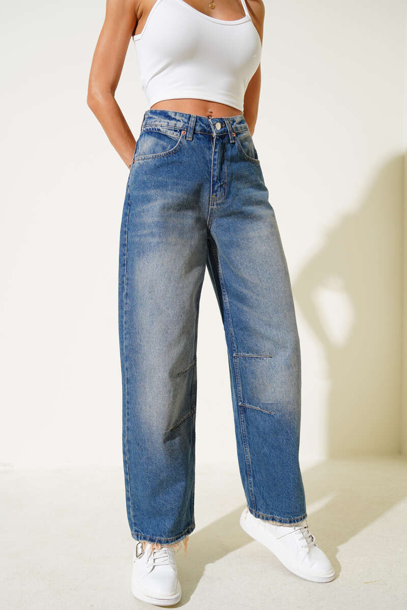 Jeans with Knee Darts - Blue