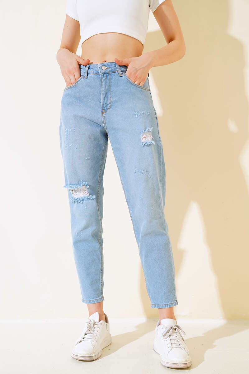 Ripped-Knee Jeans - Blue