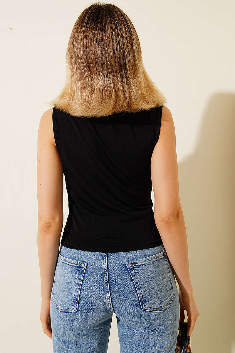 Sleeveless Draped Sandy Blouse - Black