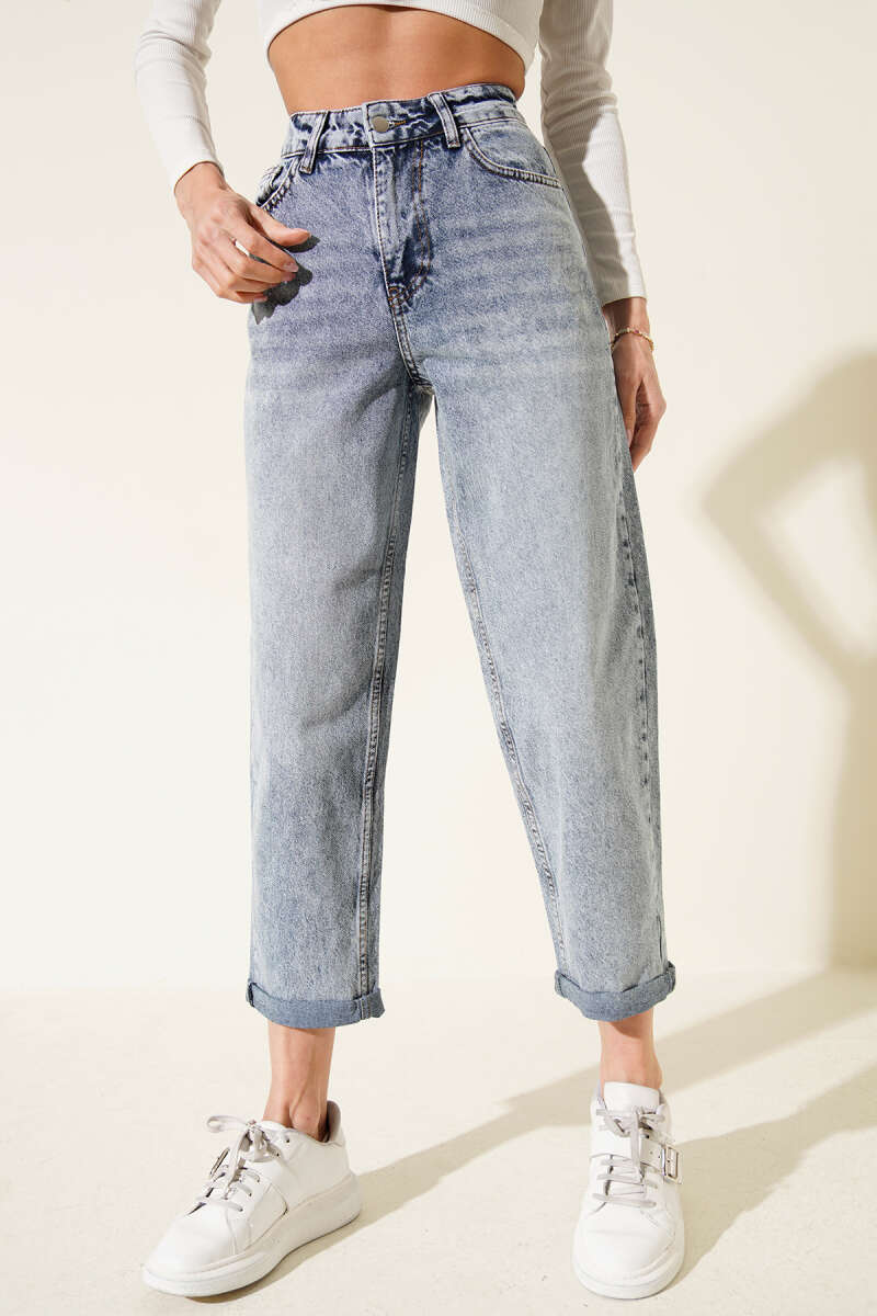 Turn-Up Slim-Leg Jeans - Denim Blue