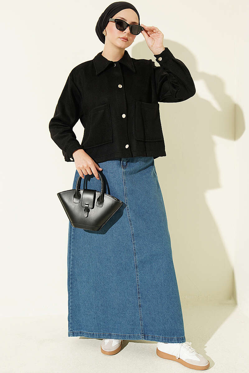 Short Felt Jacket with Button Detail - Black
