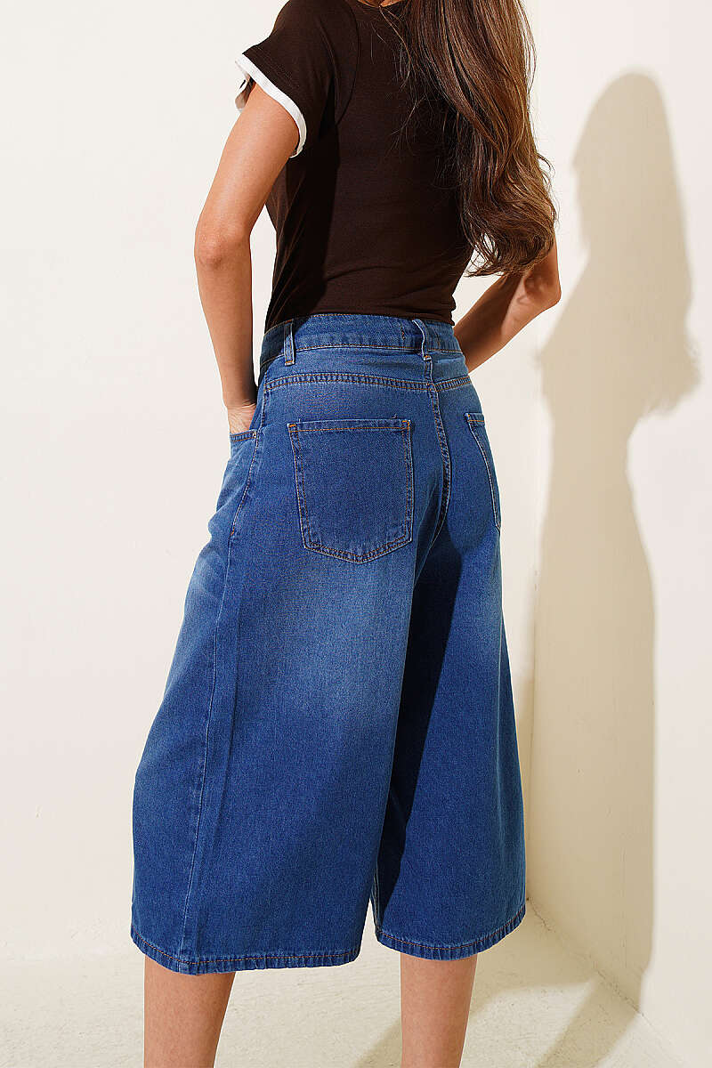 Baggy Denim Bermuda Shorts with Buttons - Blue