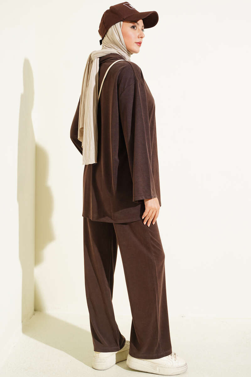Tencel Two-Piece Set with Button Collar - Brown