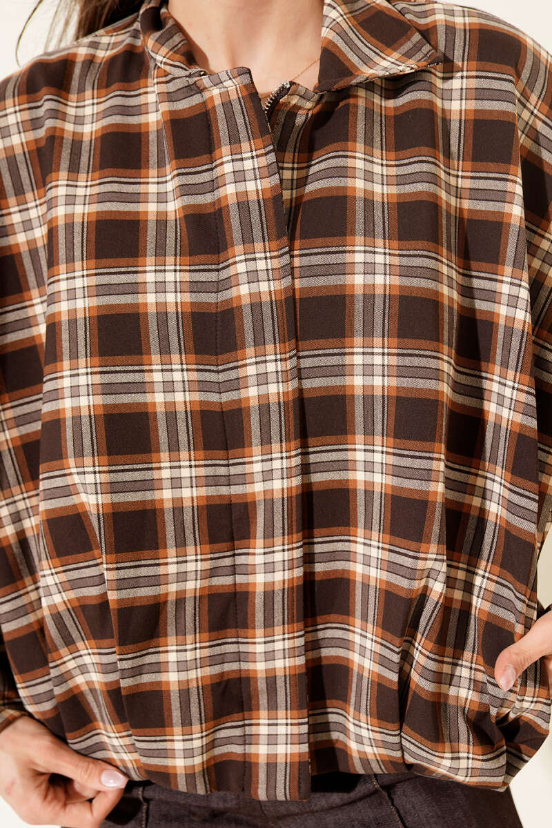 Short Plaid Zip Jacket - Brown