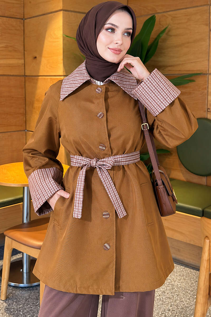 Mid-Length Trench Coat with Plaid Collar - Camel