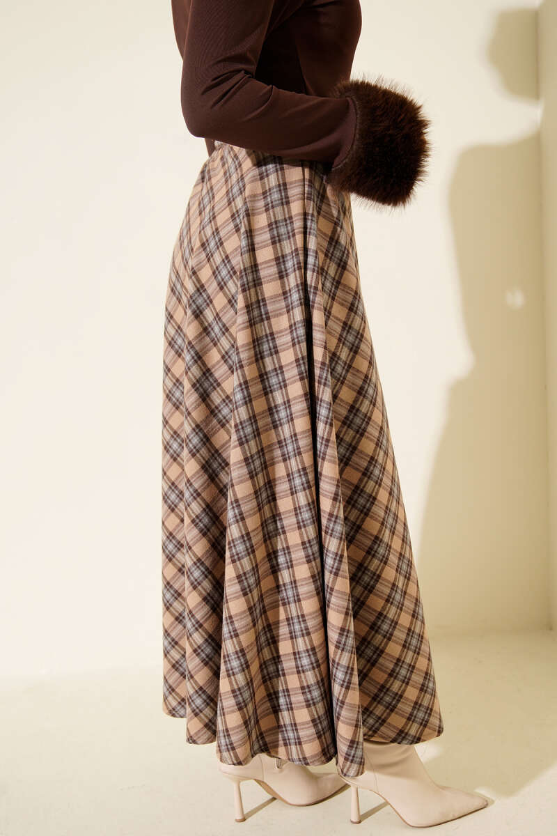 Plaid Flared Skirt - Latte