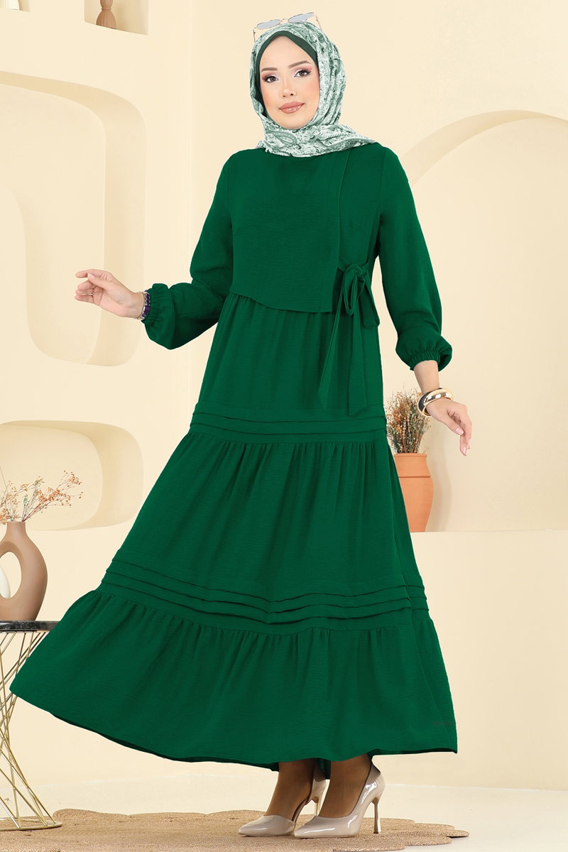 Elegant Aerobin Dress with Tiered Skirt - Emerald