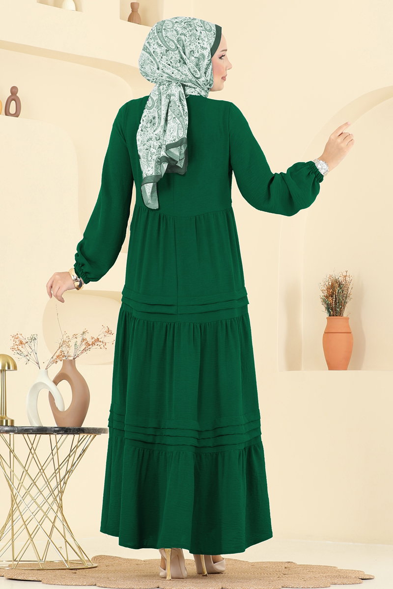 Elegant Aerobin Dress with Tiered Skirt - Emerald