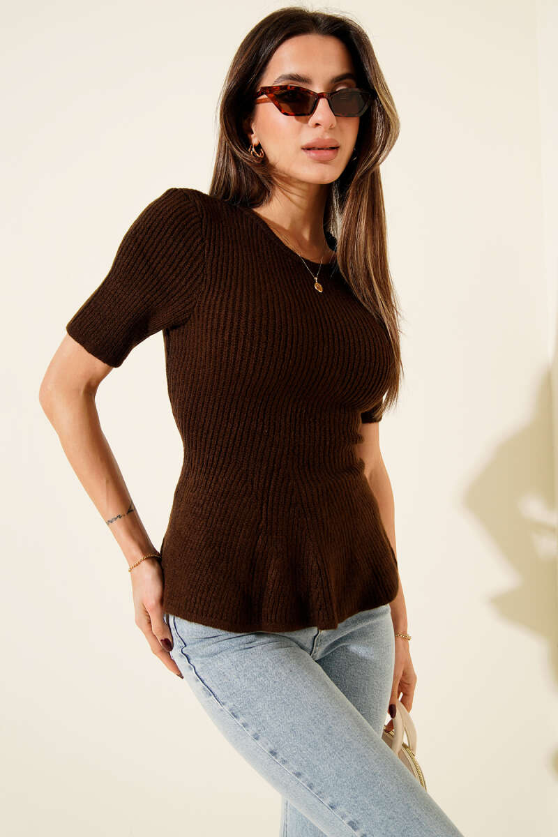 Short-Sleeve Knit Blouse with Flounce Hem - Brown