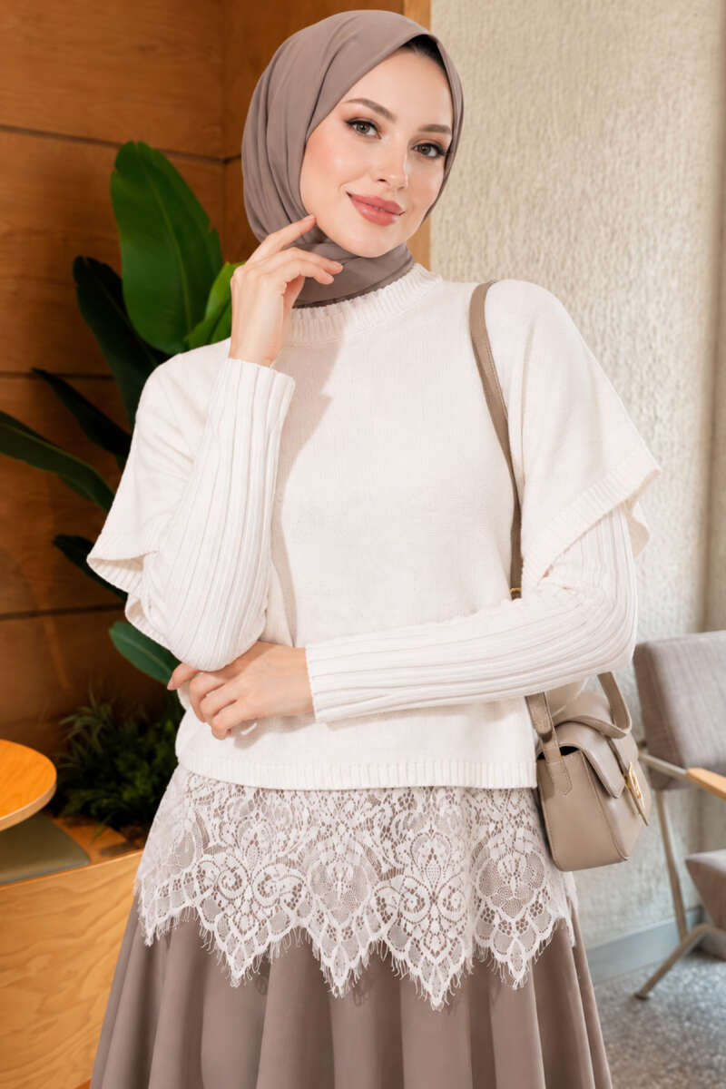 Knit Sweater with Lace Hem - Ecru