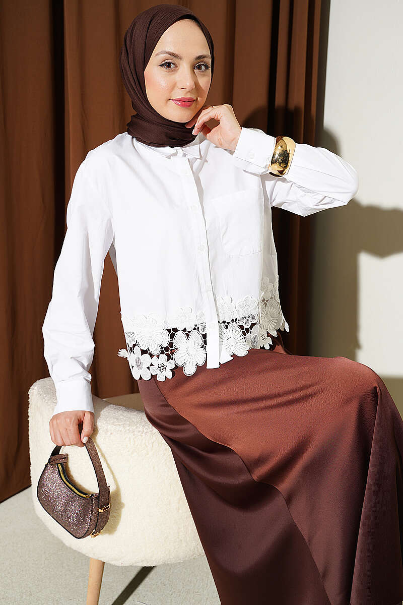 Short Shirt with Lace Hem - Ecru