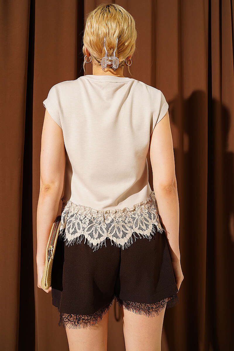 Loycha T-Shirt with Lace Hem - Stone