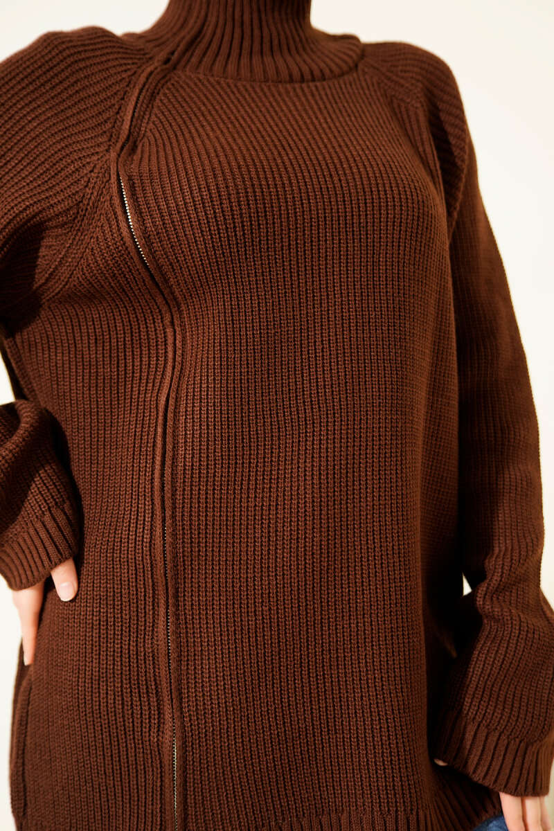 Knit Tunic with Zip Detail - Brown