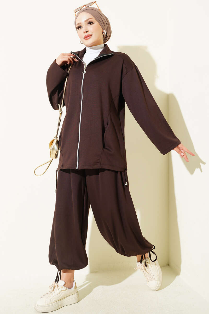 Zip-Up Two-Piece Set with Harem Pants - Brown