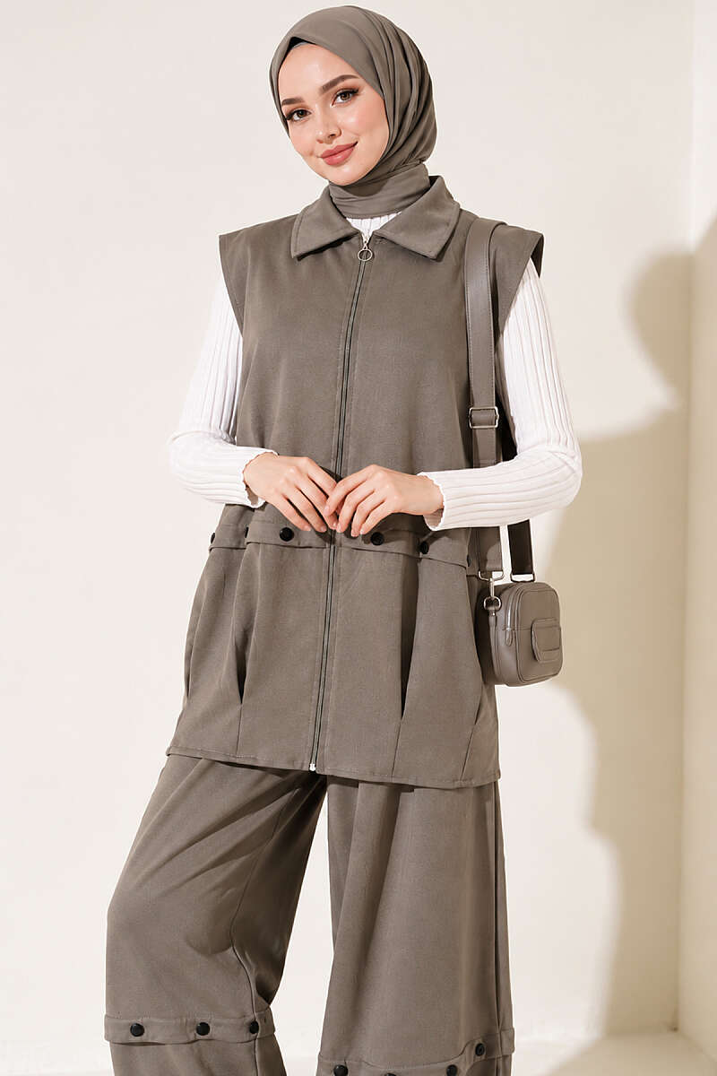 Loycha Two-Piece Set with Zip Vest - Khaki