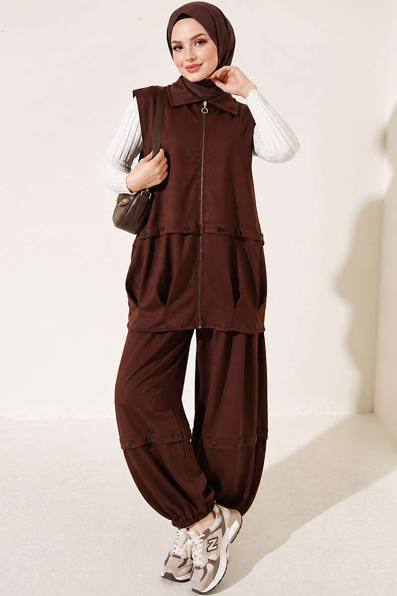 Loycha Two-Piece Set with Zip Vest - Brown