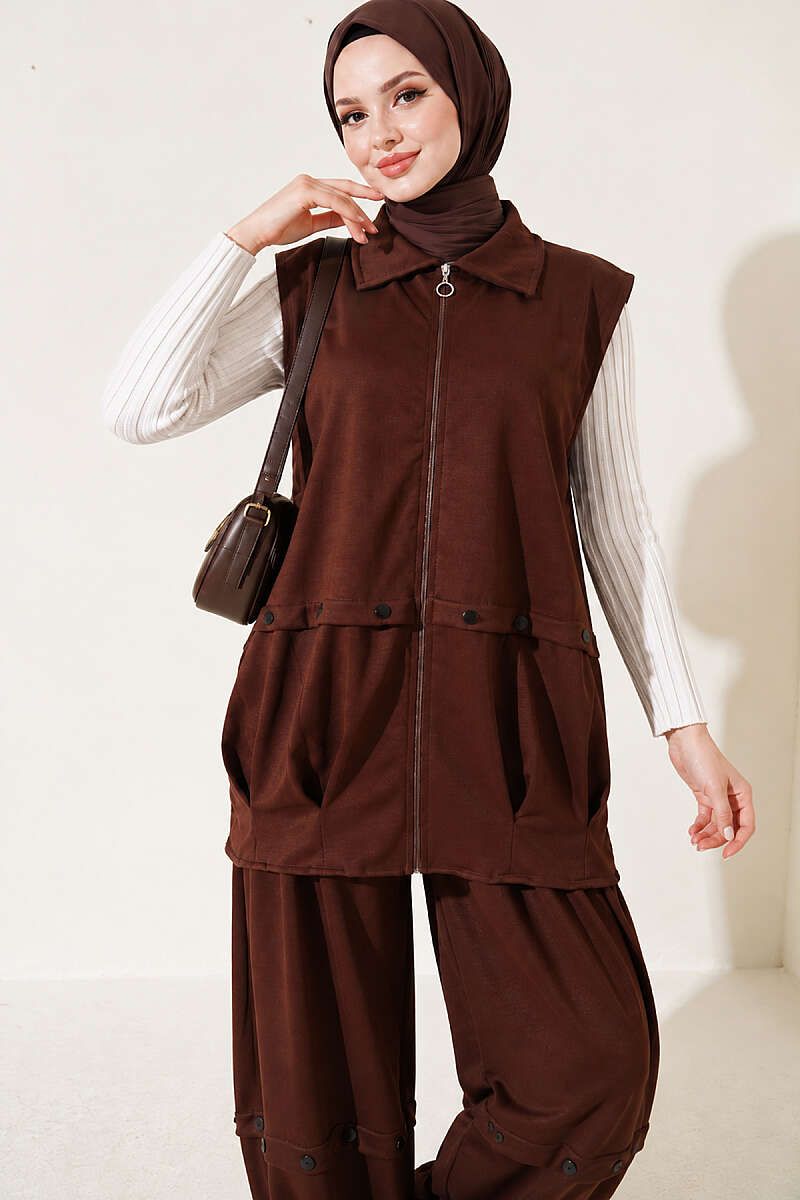 Loycha Two-Piece Set with Zip Vest - Brown