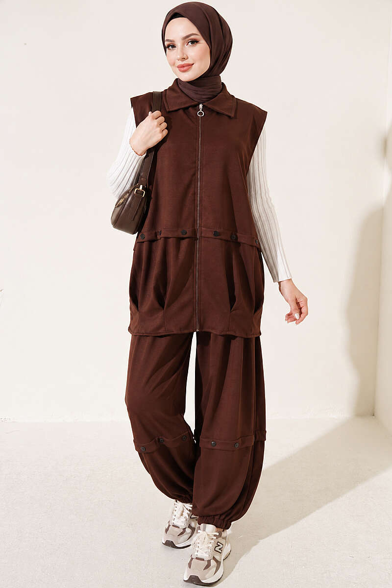 Loycha Two-Piece Set with Zip Vest - Brown