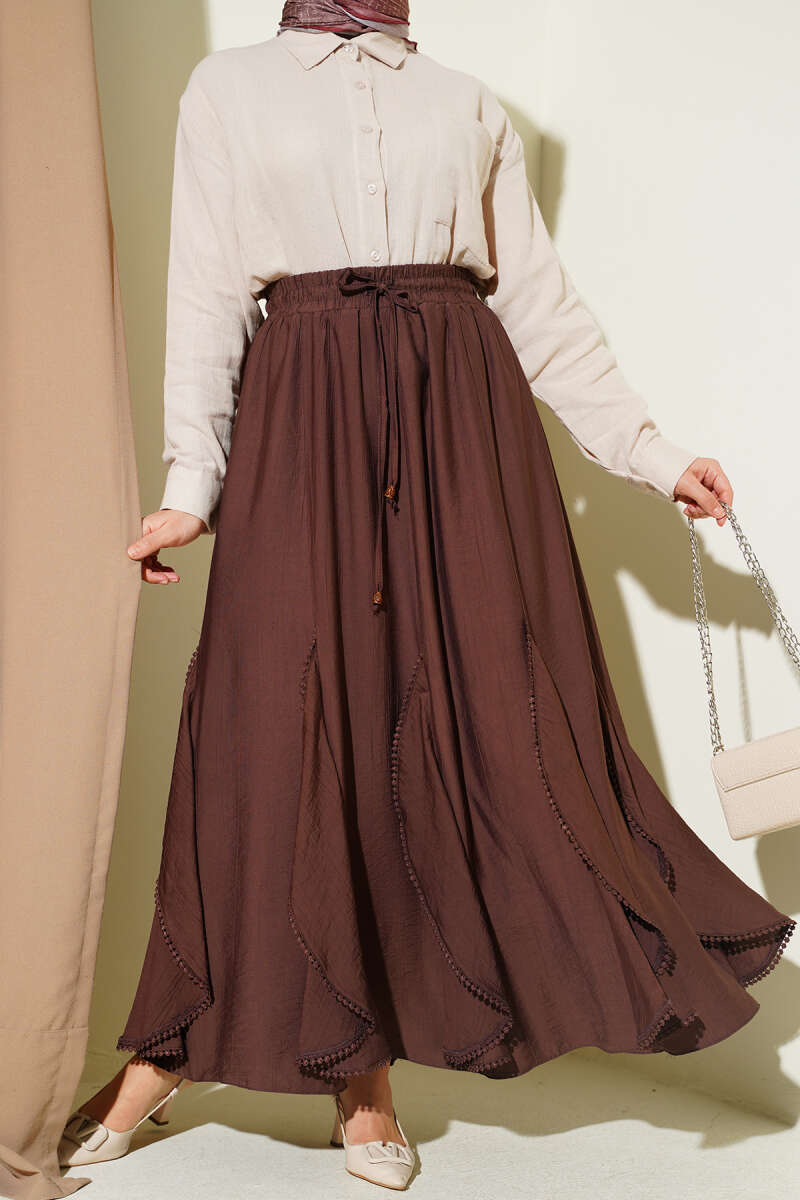 Ruffle-Detail Skirt with Elastic Waist - Brown