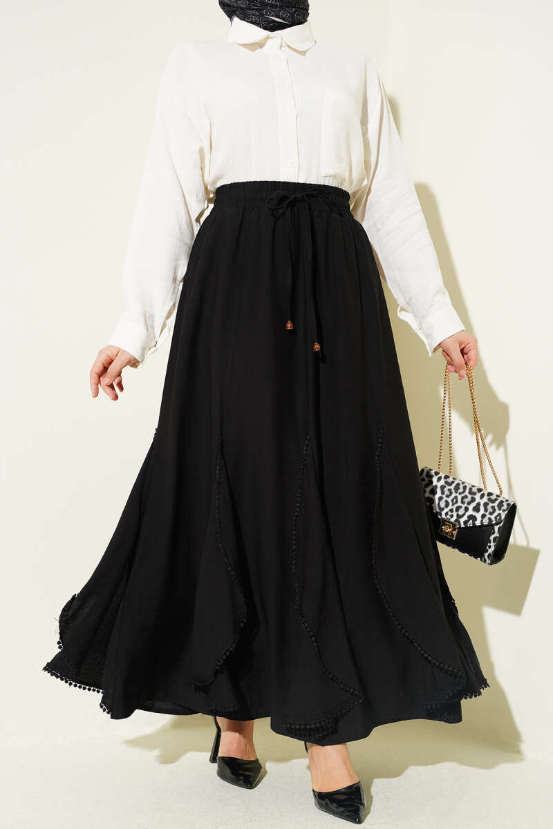 Ruffle-Detail Skirt with Elastic Waist - Black
