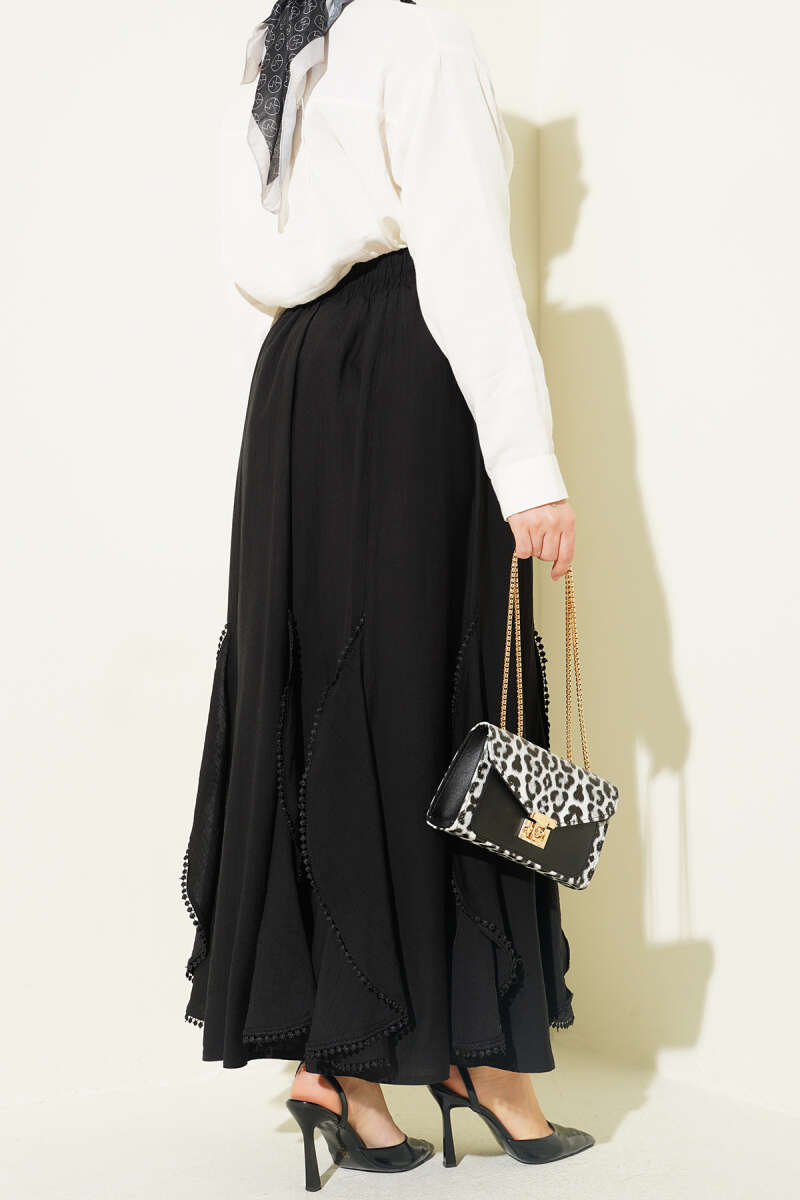 Ruffle-Detail Skirt with Elastic Waist - Black