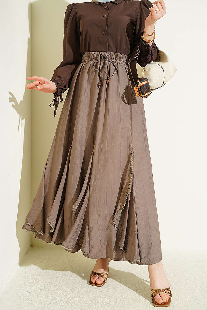 Ruffle-Detail Skirt with Elastic Waist - Mink
