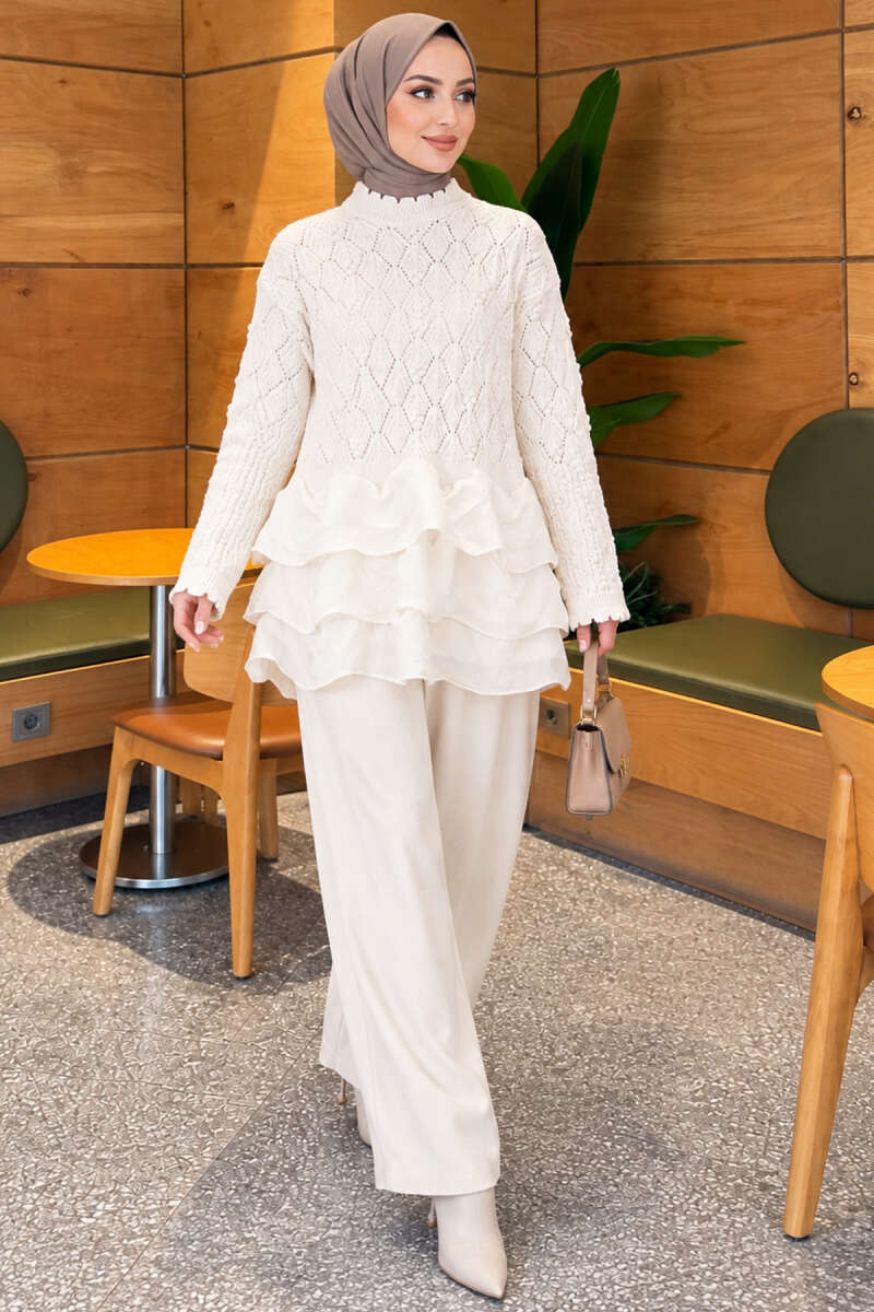 Ruffle-Detail Knit Two-Piece Set - Ecru
