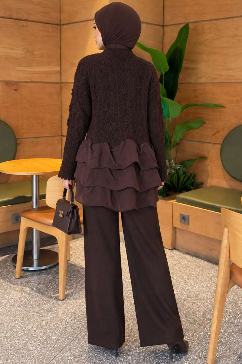 Ruffle-Detail Knit Two-Piece Set - Brown