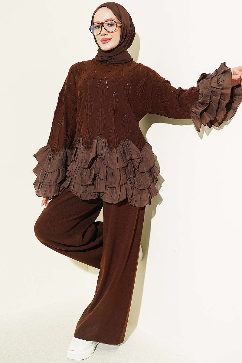 Ruffle-Trim Knit Two-Piece Set - Brown