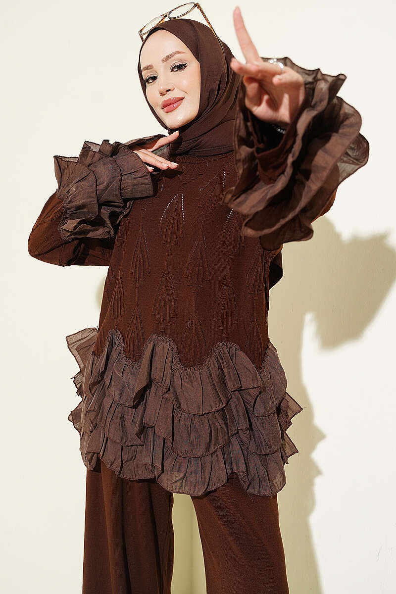 Ruffle-Trim Knit Two-Piece Set - Brown
