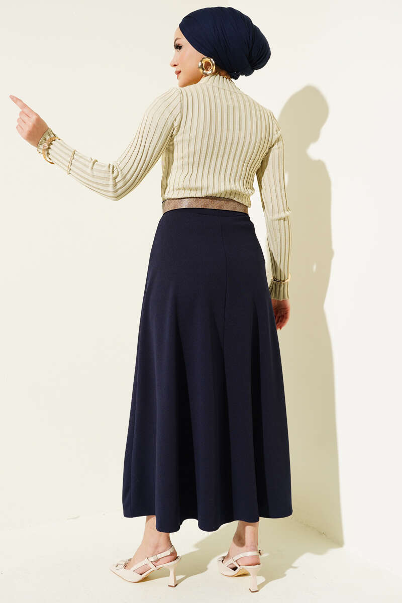 Ribbed Stretch Knit Sweater - Beige