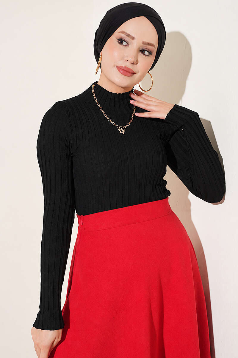 Ribbed Stretch Knit Sweater - Black