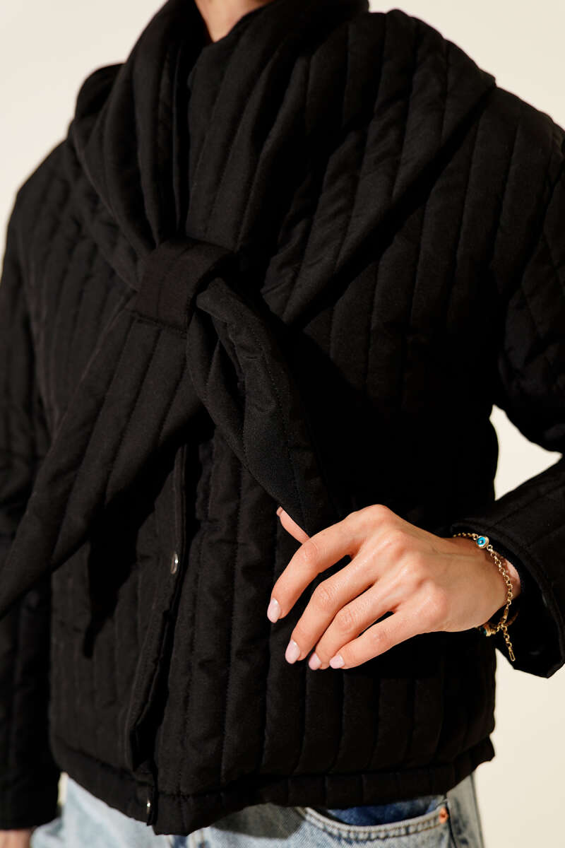 Short Quilted Jacket with Scarf - Black