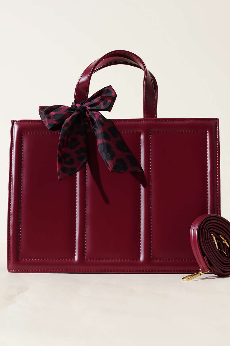 Rectangular Bag with Scarf and Soft Finish - Burgundy