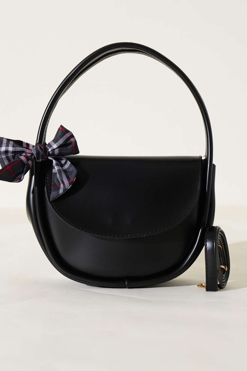 Oval Magnetic Bag with Scarf - Black