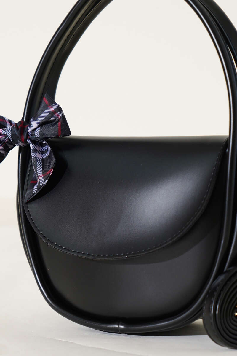 Oval Magnetic Bag with Scarf - Black