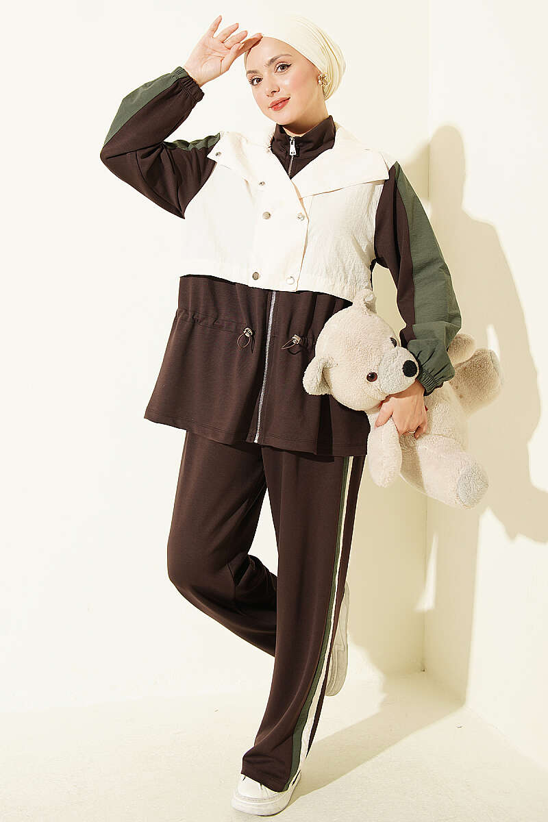 Two-Piece Set with Trim and Drawstring Waist - Brown
