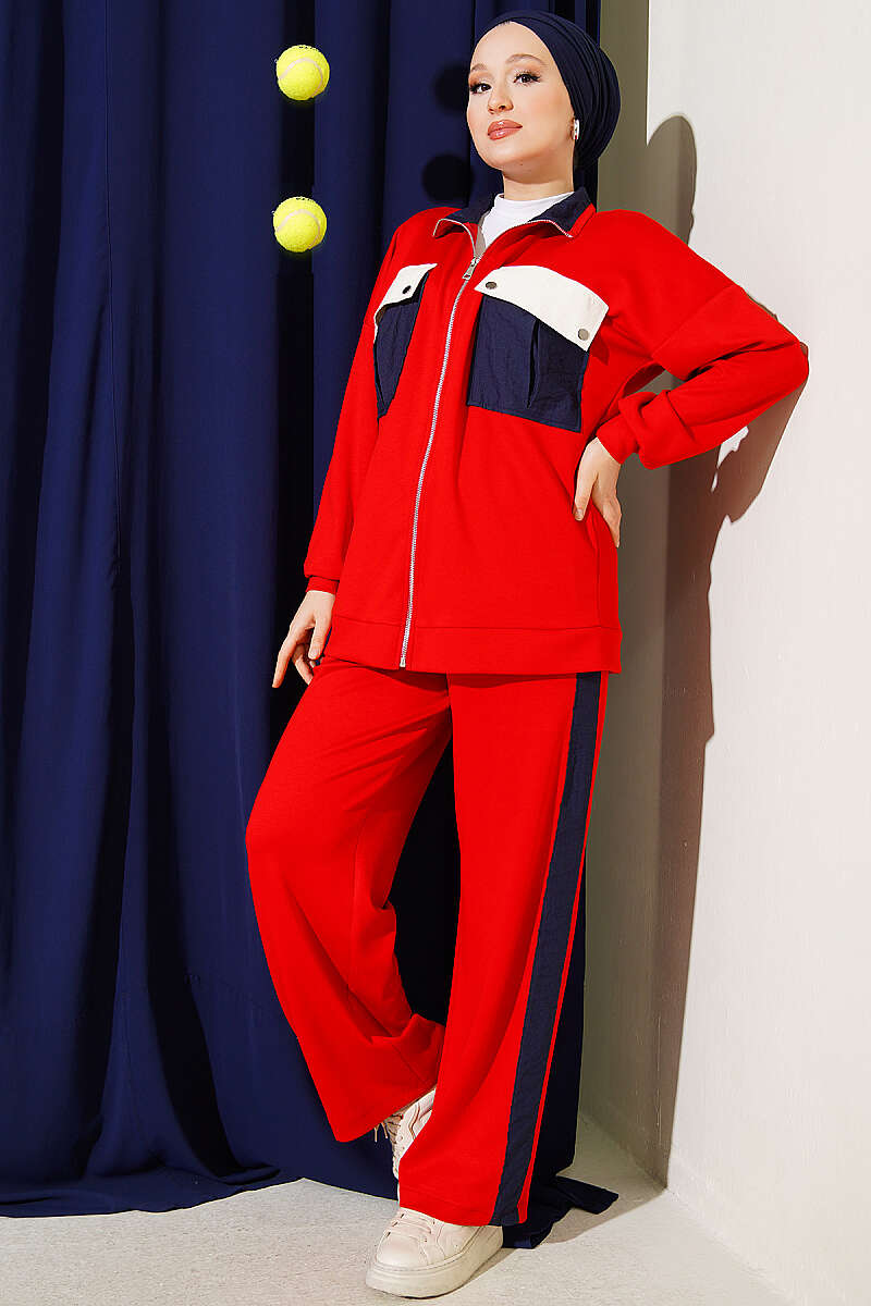 Two-Piece Set with Twin Pockets and Trim - Red
